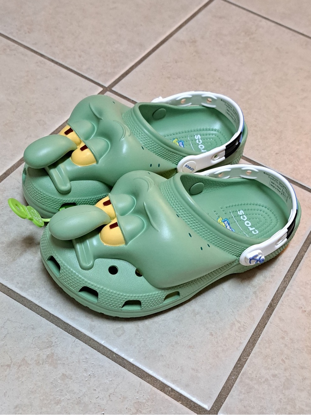 Crocs - SpongeBob SquarePants x Classic Clog 'Squidward' - Women's size 8